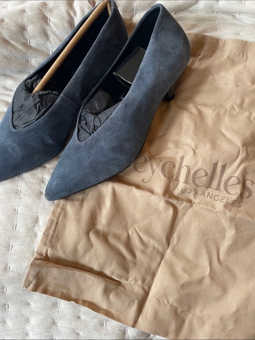 Seychelles Pointed-Toe - kitten Low Heel Pumps in Denim Blue Suede